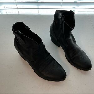 Black Leather Women’s Ankle Boots